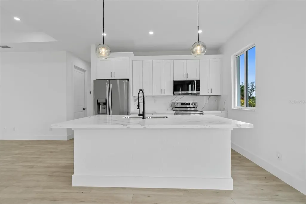 13438 Mcintosh Avenue Port Charlotte FL 33981