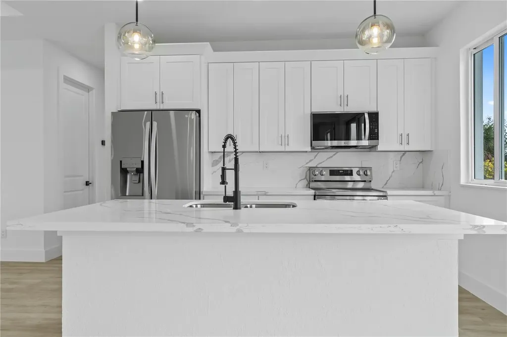 13438 Mcintosh Avenue Port Charlotte FL 33981