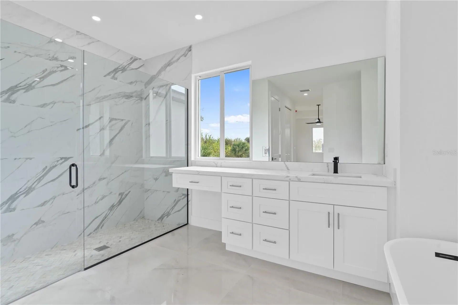 13438 Mcintosh Avenue Port Charlotte FL 33981