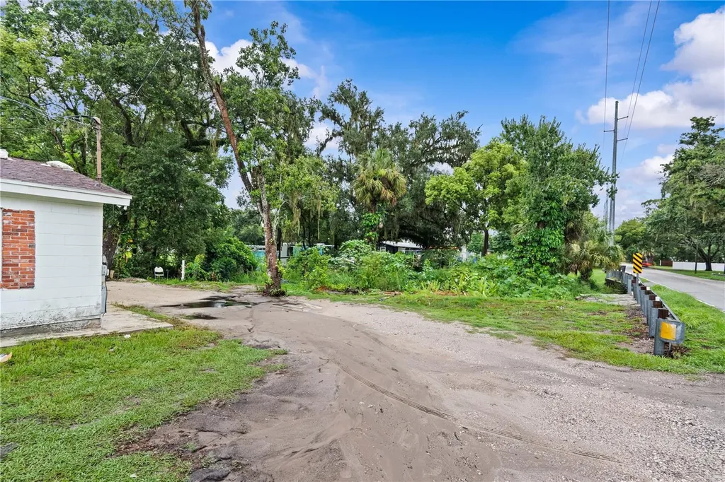 13002 E Wheeler Road Dover FL 33527