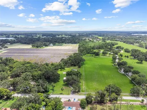 13002 E Wheeler Road Dover FL 33527