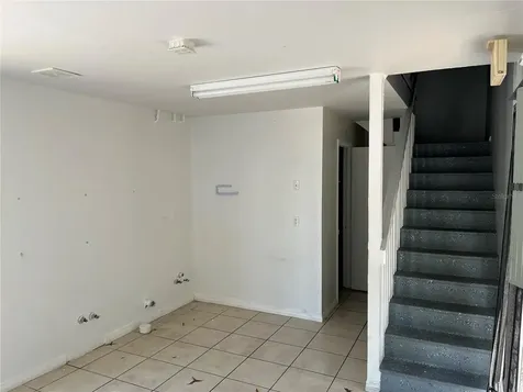 18132 Commercial Way Weeki Wachee FL 34614