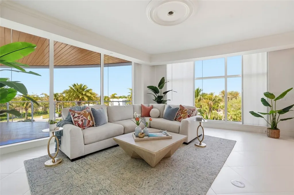 2251 Gulf Of Mexico Drive Longboat Key FL 34228