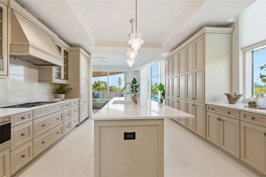 2251 Gulf Of Mexico Drive Longboat Key FL 34228