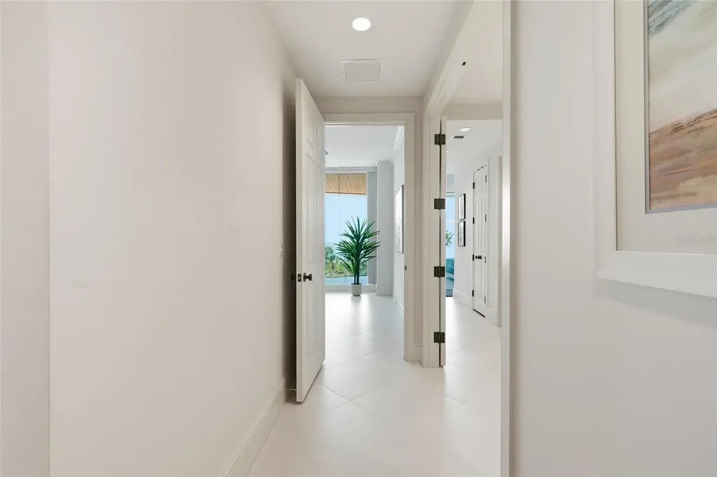 2251 Gulf Of Mexico Drive Longboat Key FL 34228