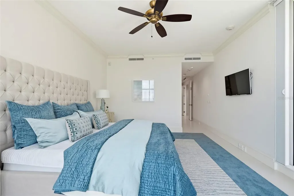 2251 Gulf Of Mexico Drive Longboat Key FL 34228