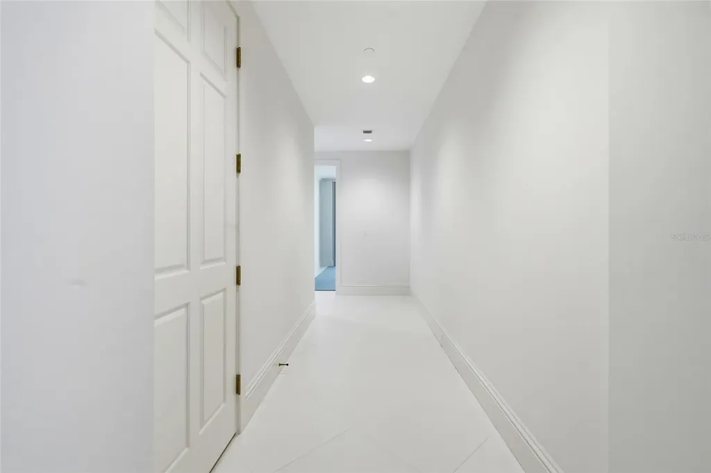 2251 Gulf Of Mexico Drive Longboat Key FL 34228