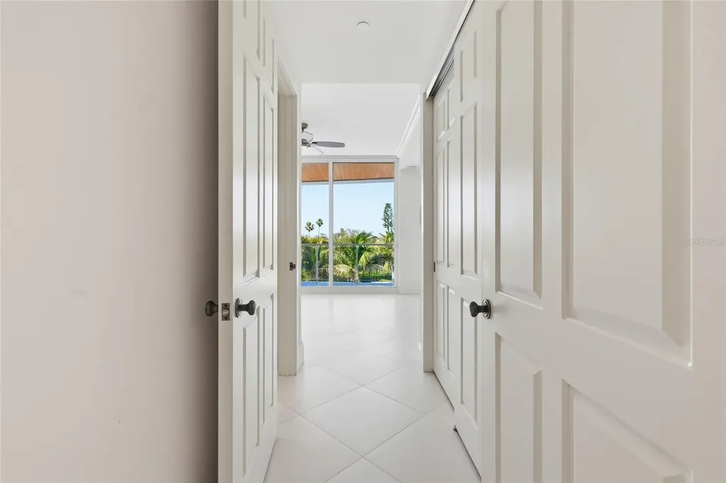 2251 Gulf Of Mexico Drive Longboat Key FL 34228