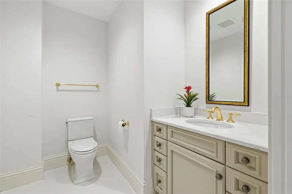 2251 Gulf Of Mexico Drive Longboat Key FL 34228