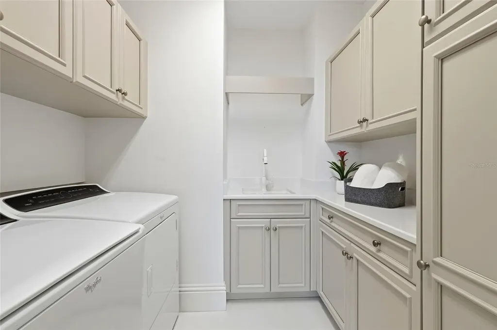2251 Gulf Of Mexico Drive Longboat Key FL 34228