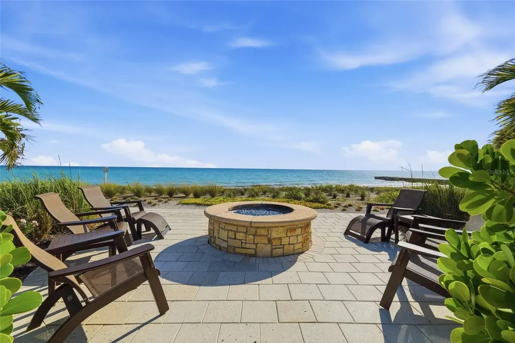 2251 Gulf Of Mexico Drive Longboat Key FL 34228