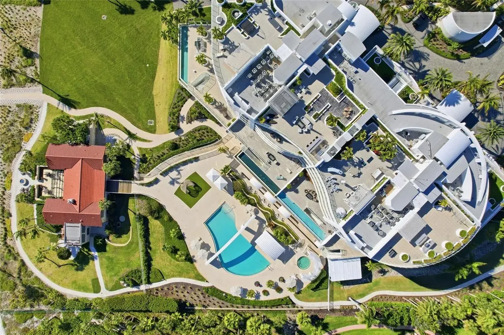 2251 Gulf Of Mexico Drive Longboat Key FL 34228