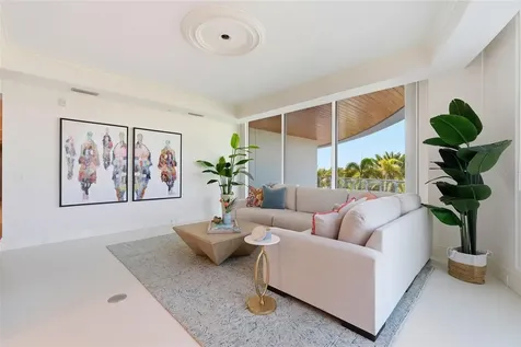 2251 Gulf Of Mexico Drive Longboat Key FL 34228