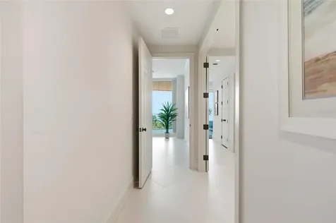 2251 Gulf Of Mexico Drive Longboat Key FL 34228