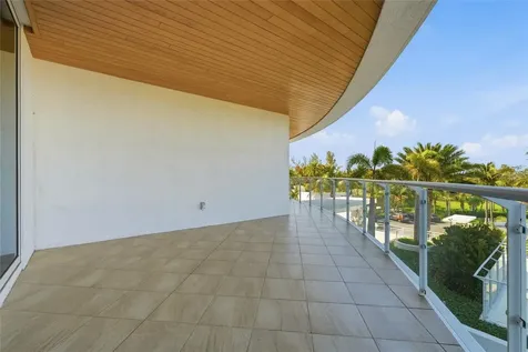 2251 Gulf Of Mexico Drive Longboat Key FL 34228