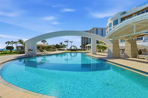 2251 Gulf Of Mexico Drive Longboat Key FL 34228