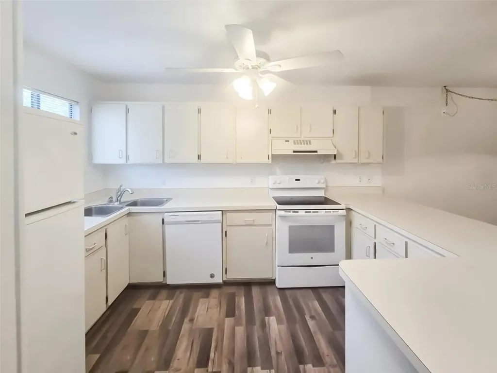 6033 34th Street W Bradenton FL 34210