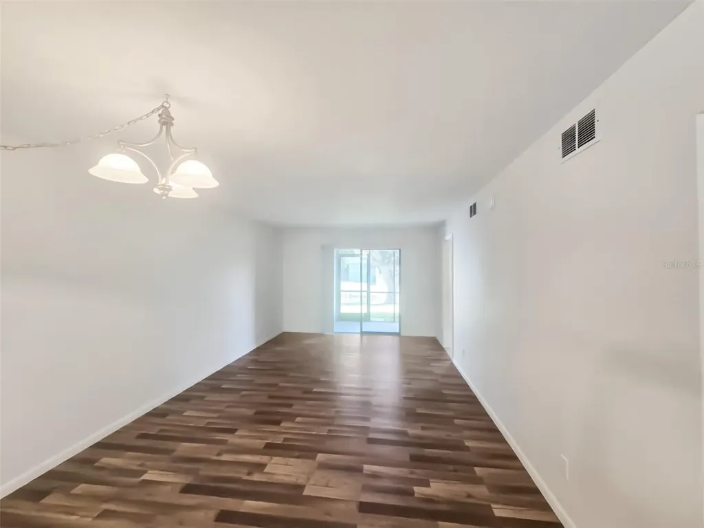 6033 34th Street W Bradenton FL 34210