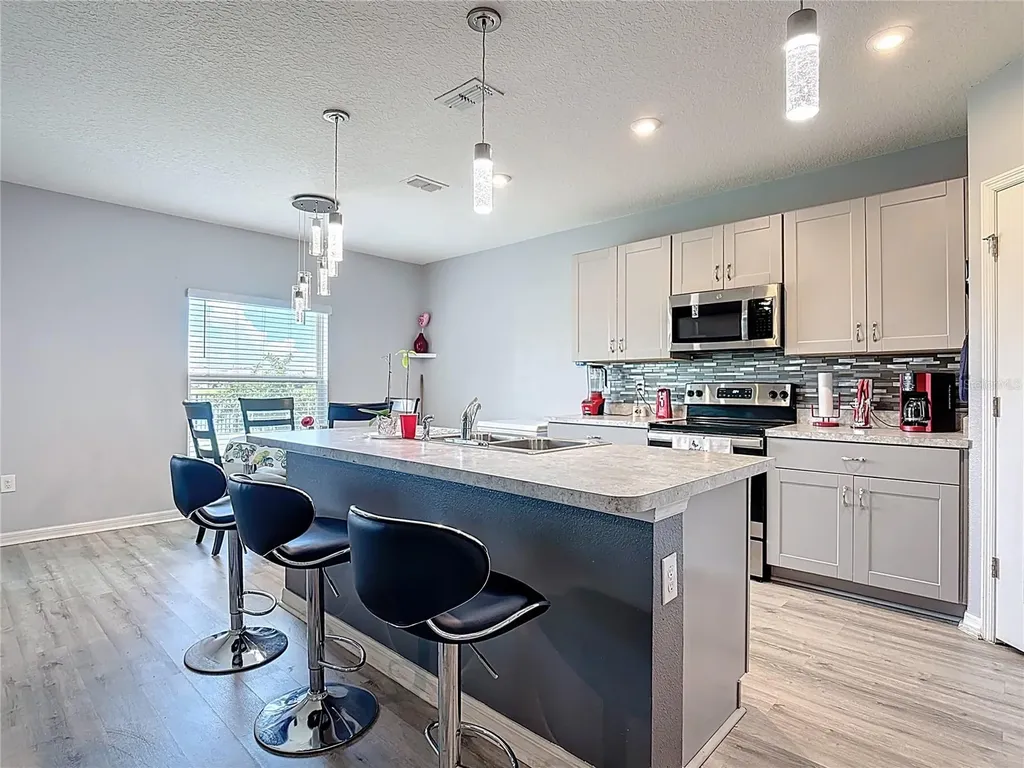 402 Quarry Rock Circle Kissimmee FL 34758