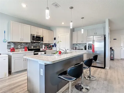 402 Quarry Rock Circle Kissimmee FL 34758