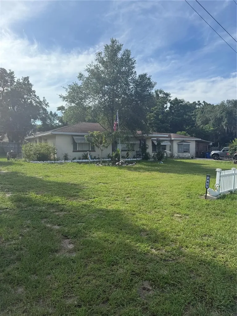 485 N Buena Vista Drive Lake Alfred FL 33850