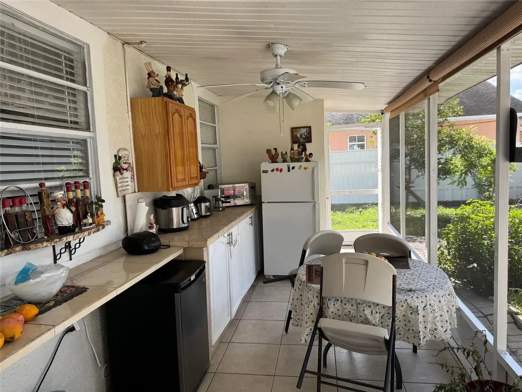 3322 W Saint Joseph Street Tampa FL 33607