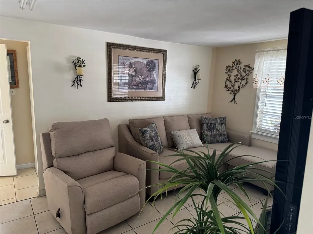 3322 W Saint Joseph Street Tampa FL 33607