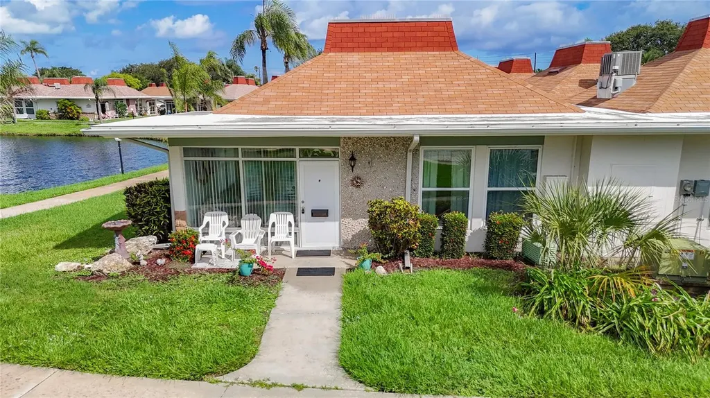 4360 Tahitian Gardens Circle Holiday FL 34691