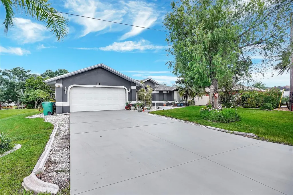 80 Rio Cuarto Street Punta Gorda FL 33983