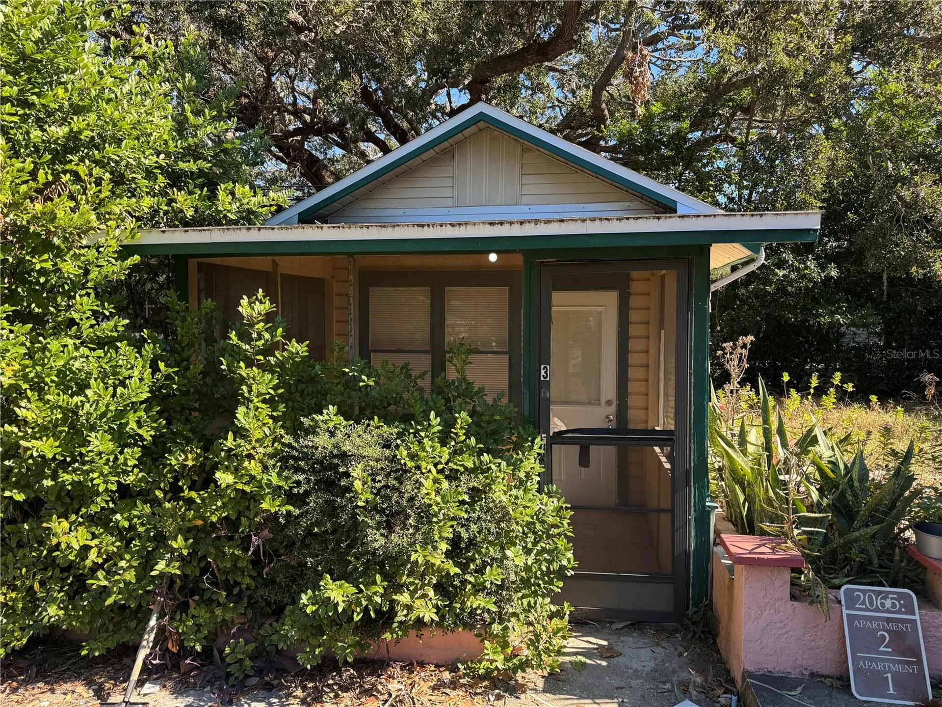 2065 Betty Clearwater FL 33755