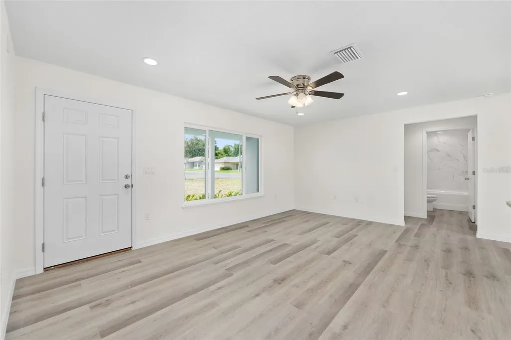 13019 NE 7th Loop Silver Springs FL 34488