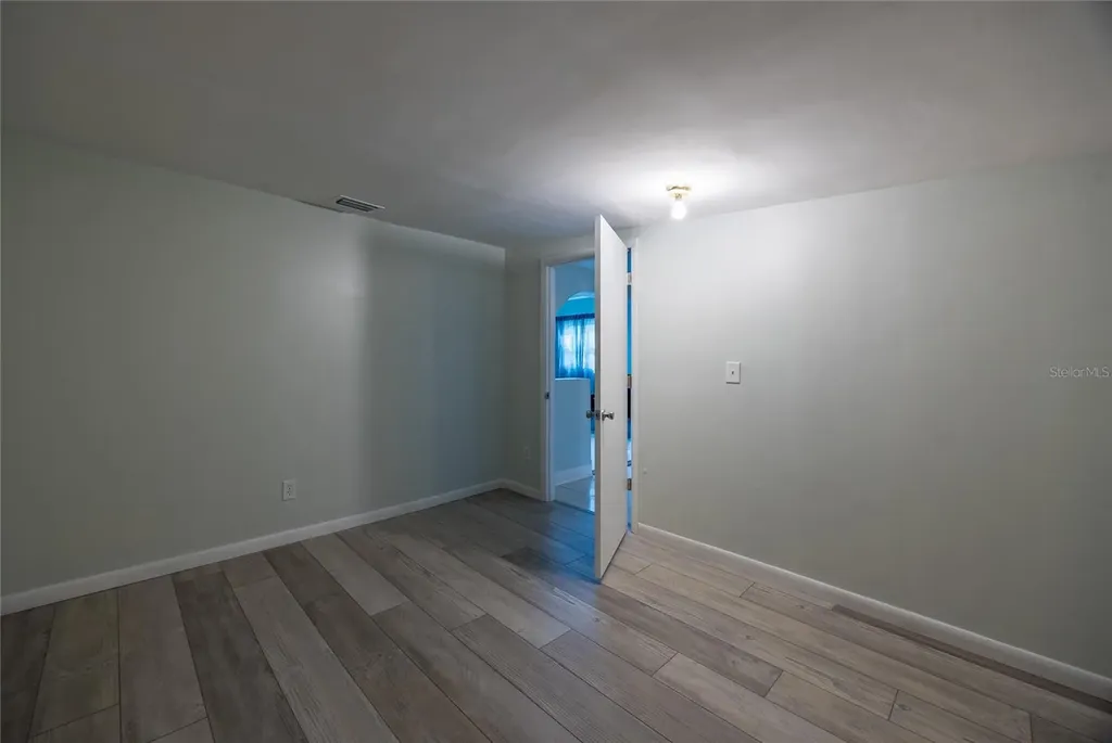 5712 S 20th Avenue S Tampa FL 33619