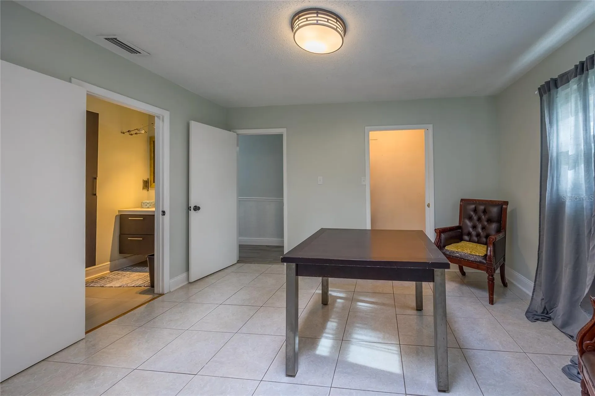 5712 S 20th Avenue S Tampa FL 33619