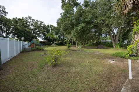 5712 S 20th Avenue S Tampa FL 33619