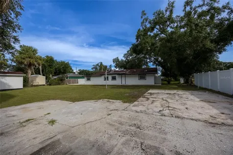 5712 S 20th Avenue S Tampa FL 33619