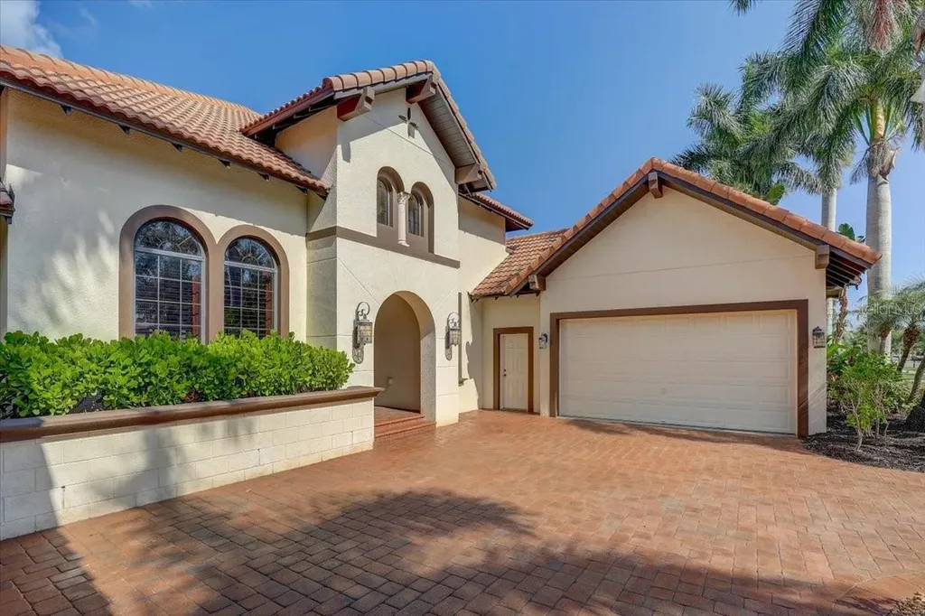 5408 Tybee Island Drive Apollo Beach FL 33572