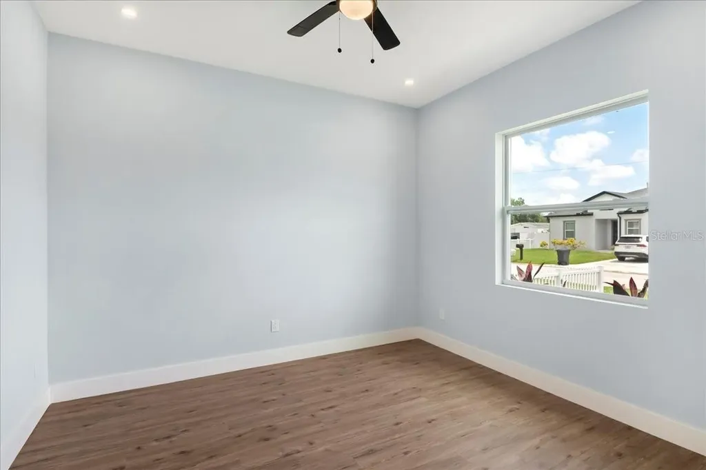 6175 109th Avenue N Pinellas Park FL 33782