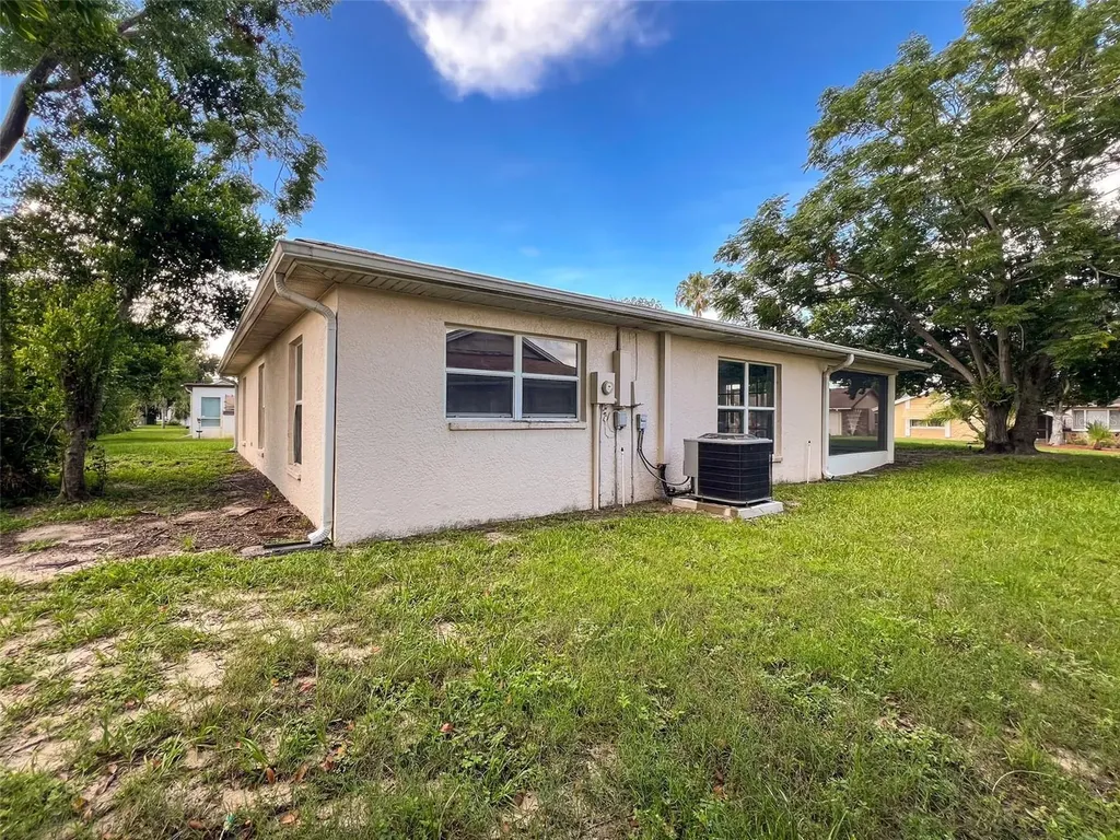 12214 Partridge Hill Row Hudson FL 34667