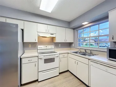12214 Partridge Hill Row Hudson FL 34667