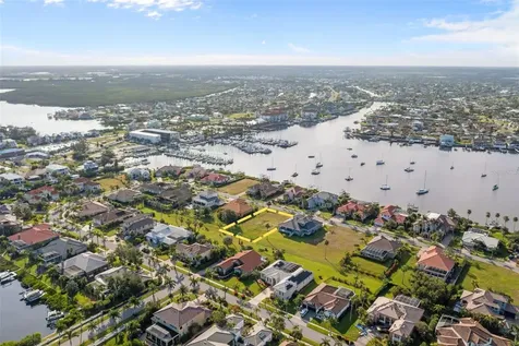 6436 Rubia Circle Apollo Beach FL 33572