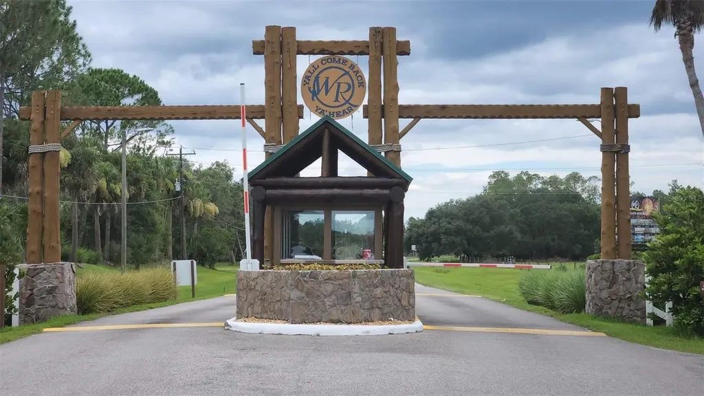 171 Appaloosa Trail River Ranch FL 33867