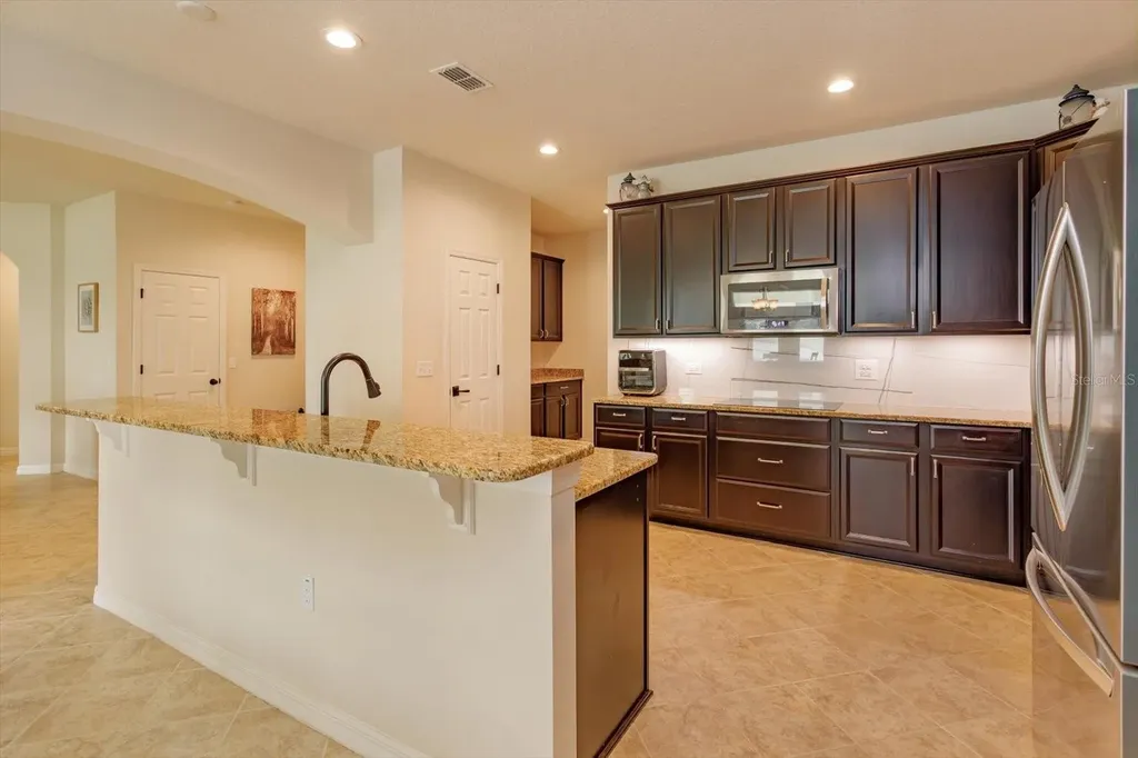 1521 Lake Parkway Drive St Cloud FL 34771