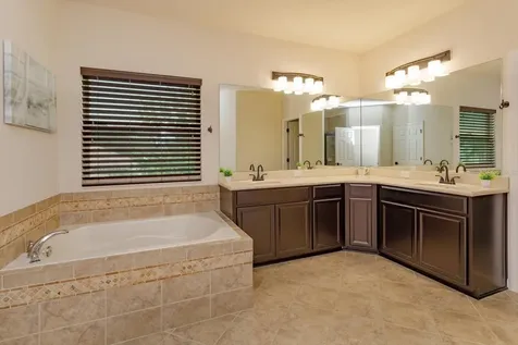 1521 Lake Parkway Drive St Cloud FL 34771