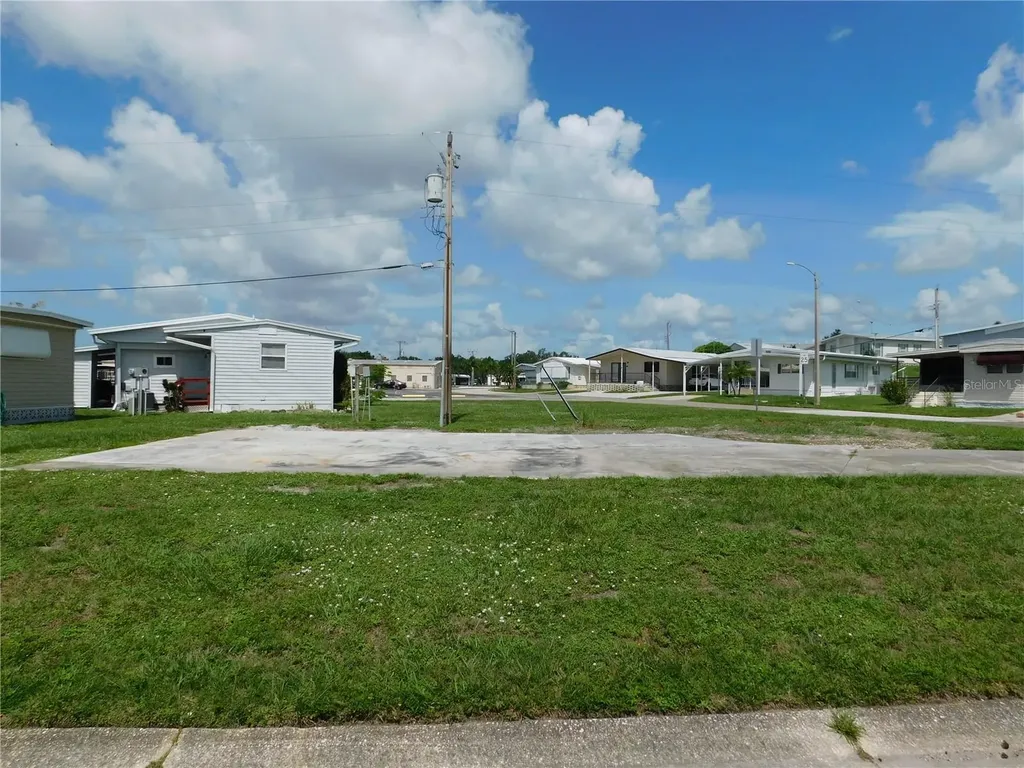 1205 43rd Avenue Drive E Ellenton FL 34222