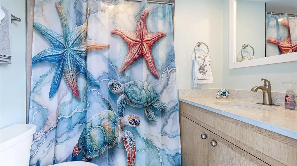 22 Sandy Cove Road Sarasota FL 34242