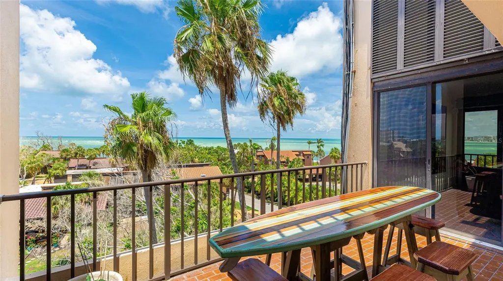 22 Sandy Cove Road Sarasota FL 34242