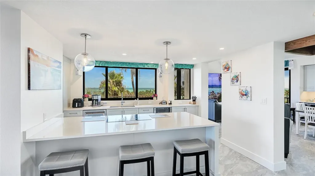 22 Sandy Cove Road Sarasota FL 34242
