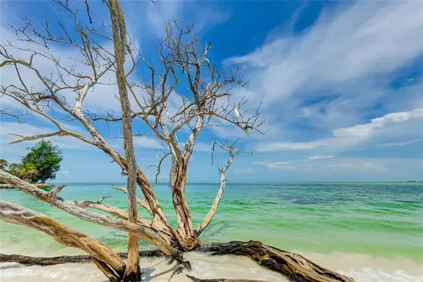22 Sandy Cove Road Sarasota FL 34242