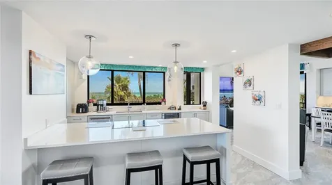22 Sandy Cove Road Sarasota FL 34242