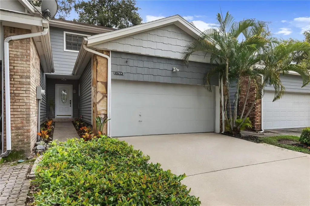 1724 Castle Rock Road Tampa FL 33612